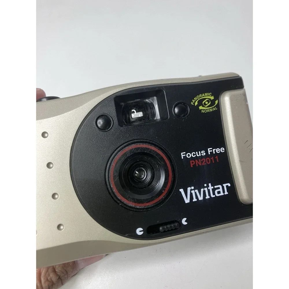 Vivitar Focus Free PN2011 35mm Film Point/Shoot Camera